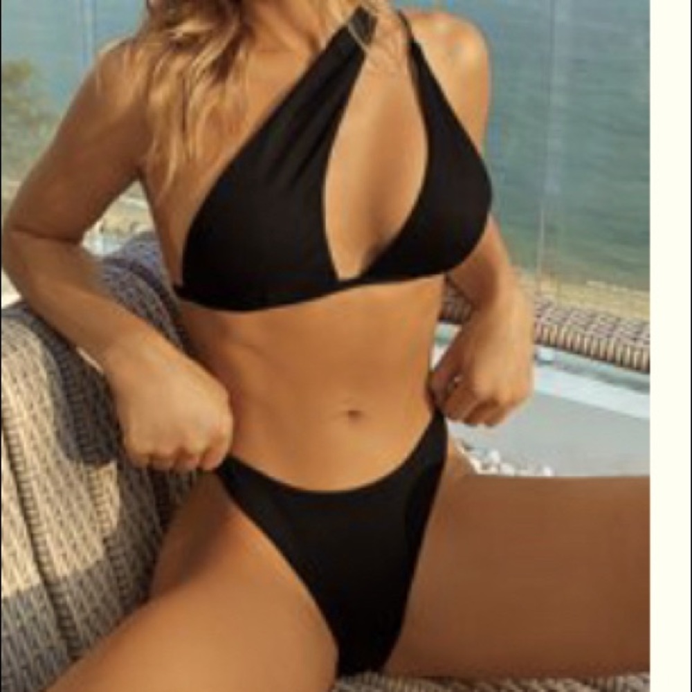 Sexy black bikini